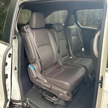 Platinum White Pearl 2020 Honda Odyssey EX-L