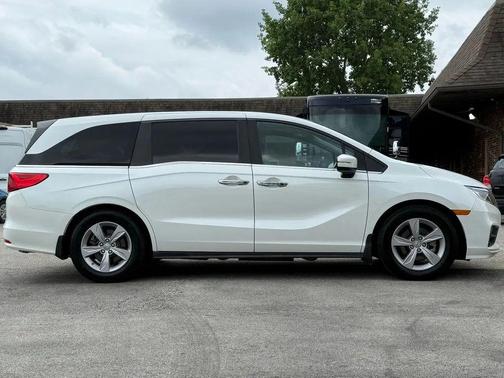 Platinum White Pearl 2020 Honda Odyssey EX-L
