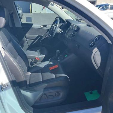 2017 Volkswagen Tiguan 2.0T Sport