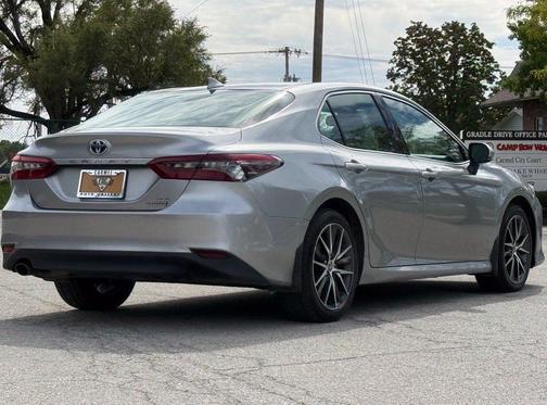 Celestial Silver Metallic 2023 Toyota Camry Hybrid XLE