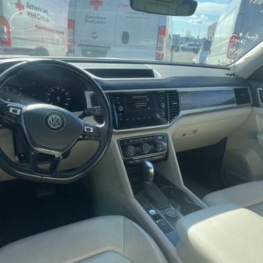 2018 Volkswagen Atlas 3.6L SEL Premium