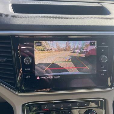 2018 Volkswagen Atlas 3.6L SEL Premium