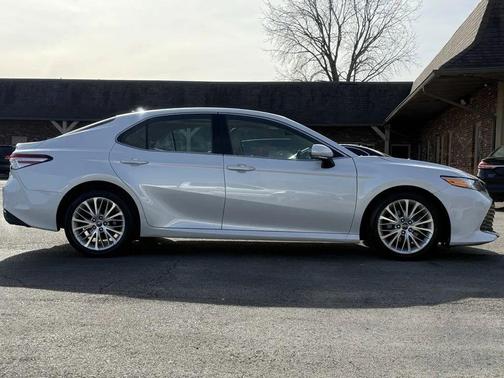 2018 Toyota Camry XLE