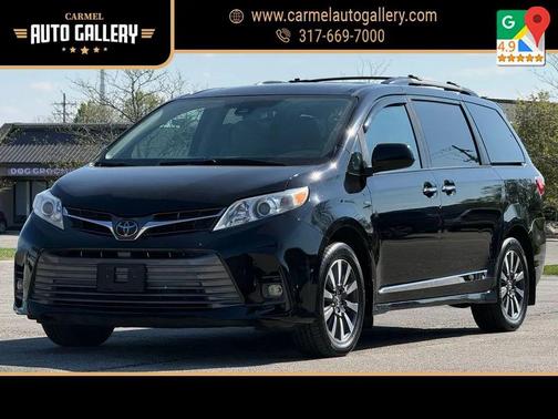 2020 Toyota Sienna XLE