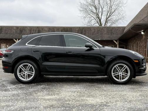 2020 Porsche Macan S
