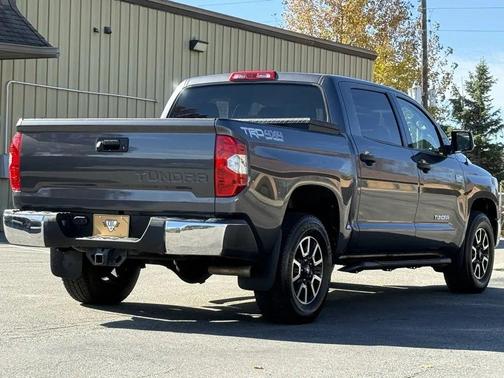 2018 Toyota Tundra SR5