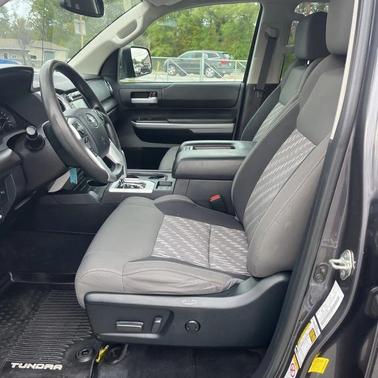 2018 Toyota Tundra SR5