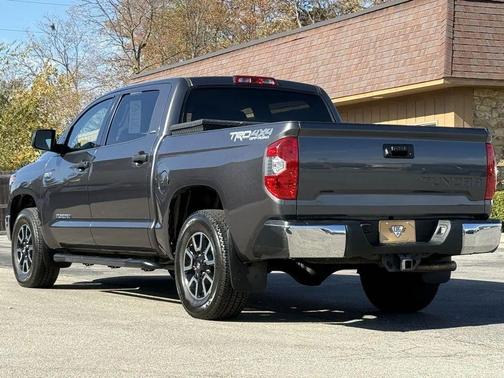 2018 Toyota Tundra SR5