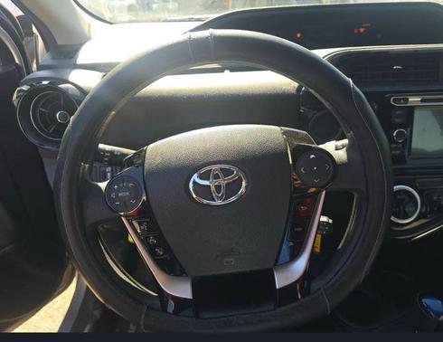 2018 Toyota Prius c Two