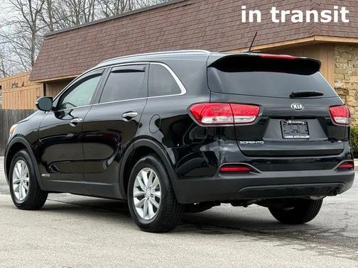 2017 Kia Sorento LX