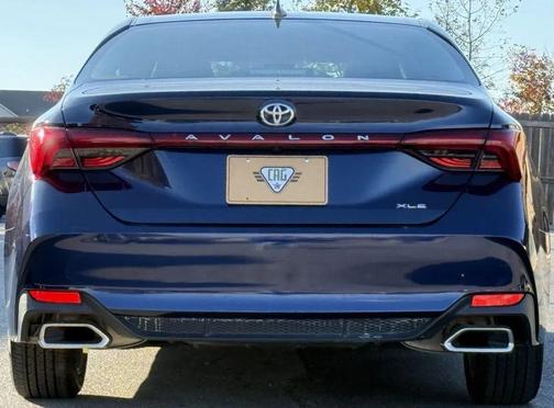 2022 Toyota Avalon XLE