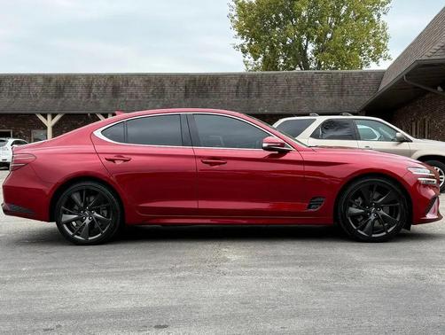 2022 Genesis G70 3.3T RWD