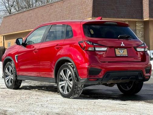2022 Mitsubishi Outlander Sport SE