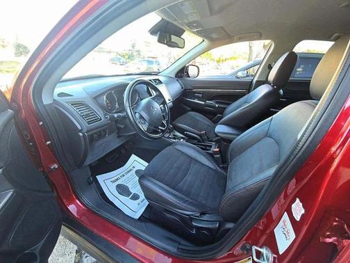 2022 Mitsubishi Outlander Sport SE