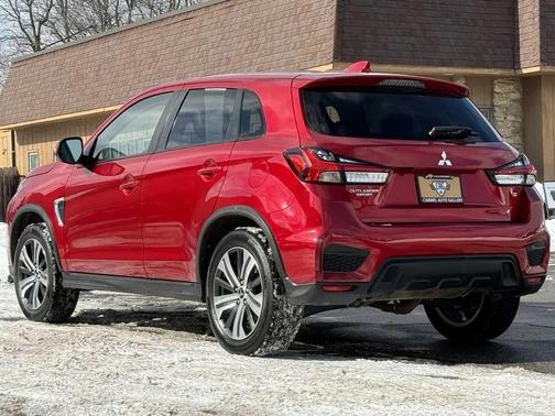 2022 Mitsubishi Outlander Sport SE