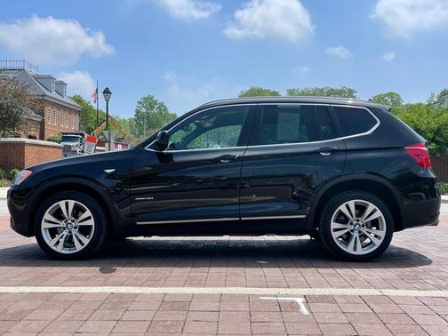 Photo 2 of 32 of 2013 BMW X3 xDrive35i