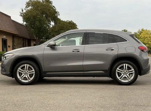 2021 Mercedes-Benz GLA 250 Base 4MATIC