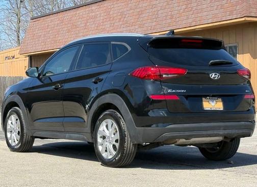 Black Noir Pearl 2021 Hyundai TUCSON Value