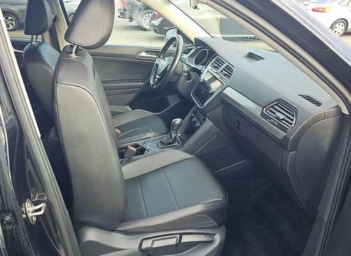 2019 Volkswagen Tiguan 2.0T SE