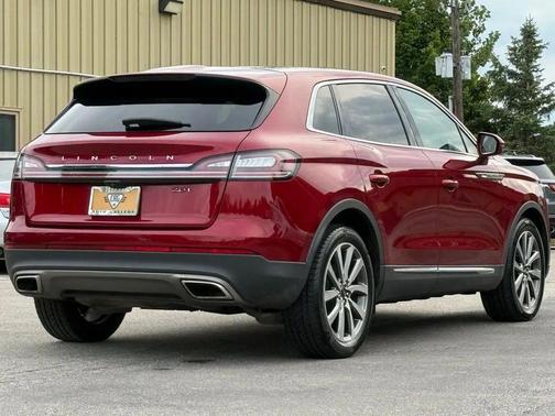 2019 Lincoln Nautilus Select