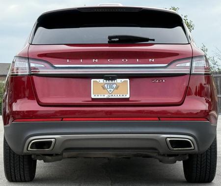2019 Lincoln Nautilus Select