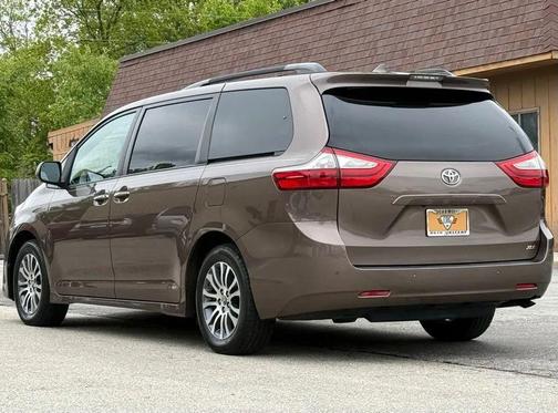 Walnut 2018 Toyota Sienna XLE Premium