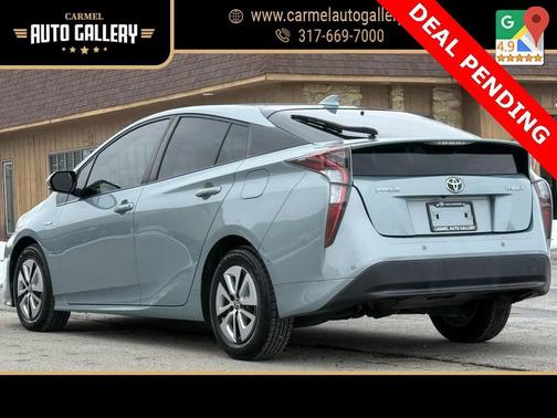 2017 Toyota Prius Three Touring