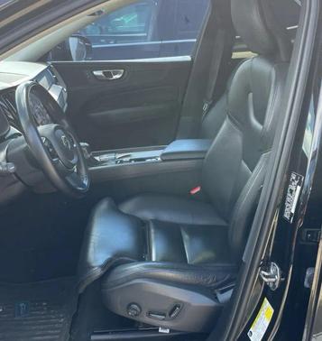 2018 Volvo XC60 T5 Inscription