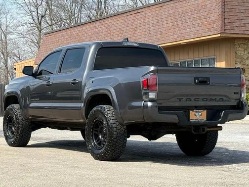 2020 Toyota Tacoma TRD Sport