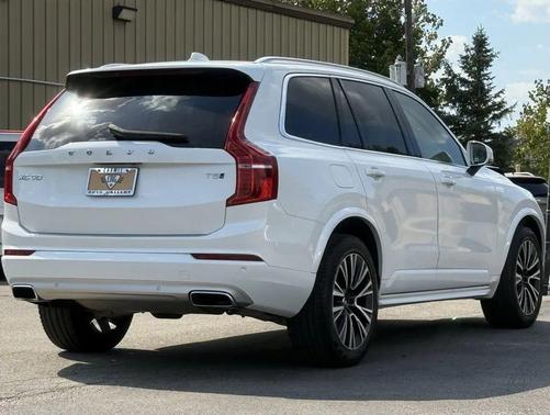 2021 Volvo XC90 T5 Momentum