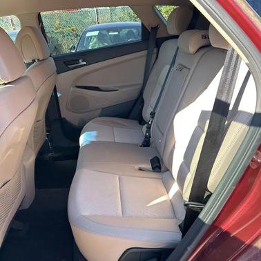 2017 Hyundai TUCSON SE