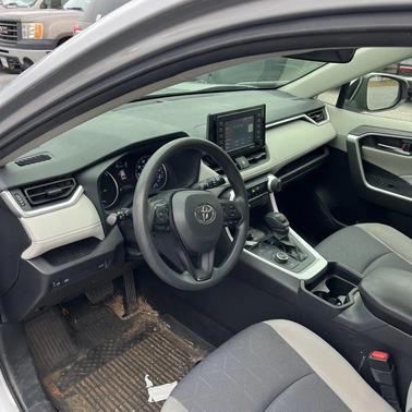 2020 Toyota RAV4 Hybrid XLE