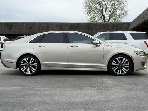 2017 Lincoln MKZ Base