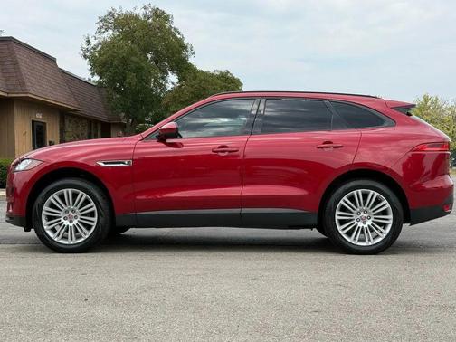 2018 Jaguar F-PACE 25t Premium