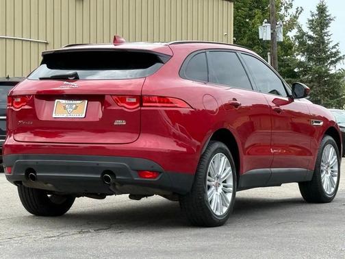 2018 Jaguar F-PACE 25t Premium