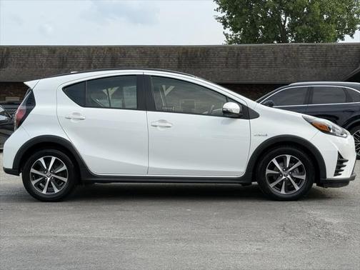 2018 Toyota Prius c Two