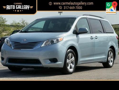 2017 Toyota Sienna LE