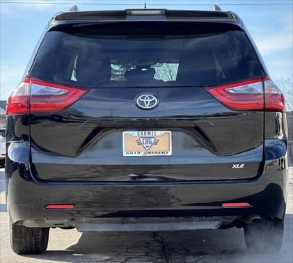 2020 Toyota Sienna XLE
