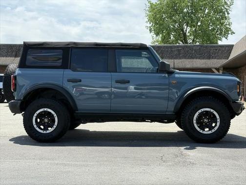 2021 Ford Bronco Badlands