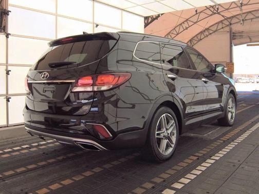 2018 Hyundai SANTA FE SE Ultimate