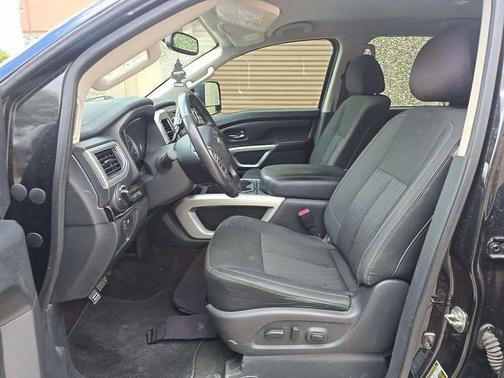 2019 Nissan Titan XD SV