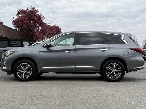 2017 INFINITI QX60 Base