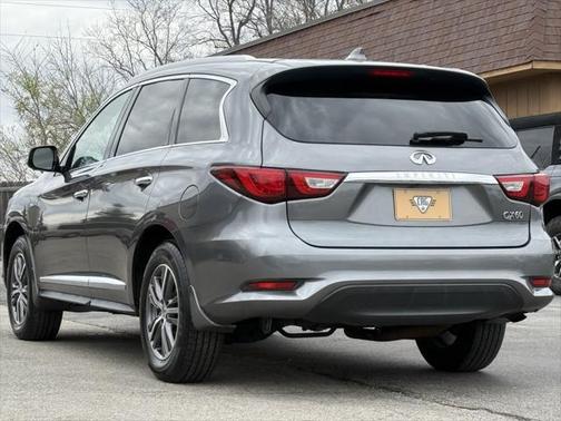 2017 INFINITI QX60 Base