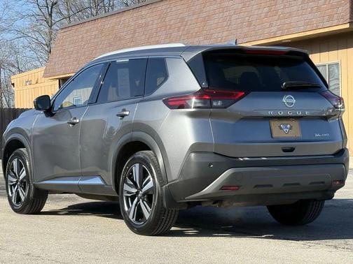 2021 Nissan Rogue SL