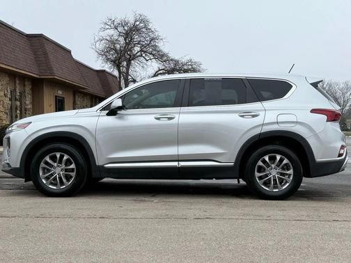 2019 Hyundai SANTA FE SE 2.4
