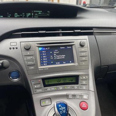 Blizzard Pearl 2015 Toyota Prius Three