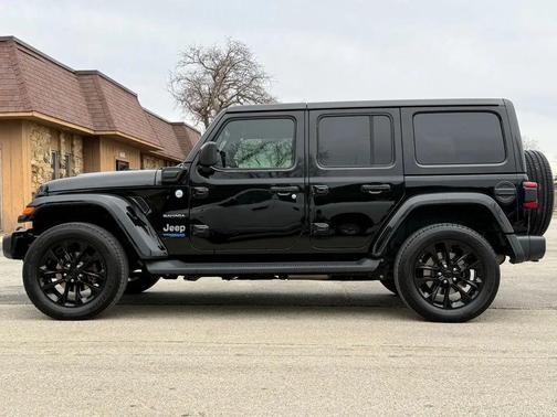 Black Clearcoat 2021 Jeep Wrangler Unlimited 4xe Sahara