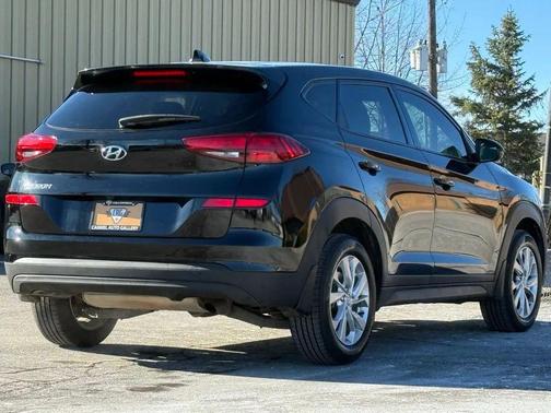 2021 Hyundai TUCSON SE