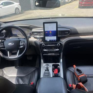 2021 Ford Explorer Platinum