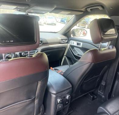 2021 Ford Explorer Platinum